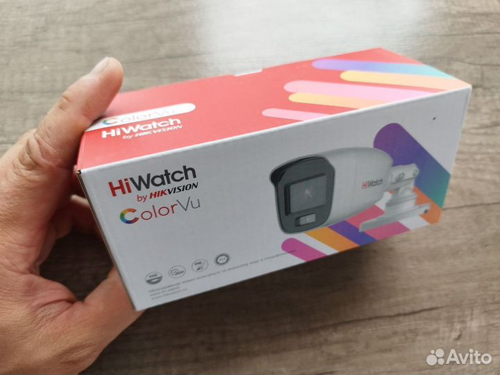Камера видеонаблюдения цветная HiWatch