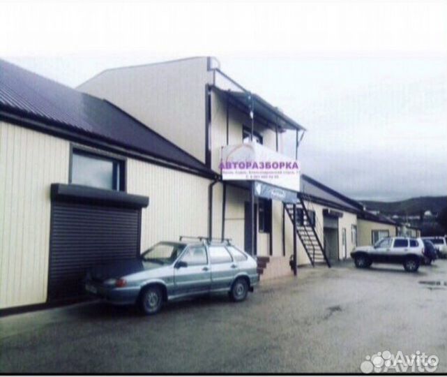 Наружний уголок двери KIA Ceed 861801y000