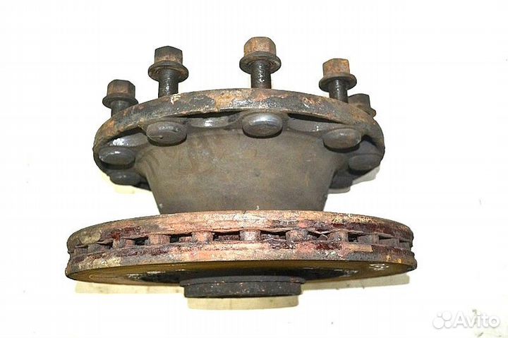 Ступица, дисковые тормоза, передний мост, правая D