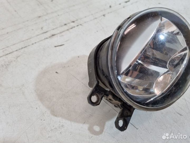 Фара противотуманная передняя правая Toyota Camry