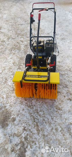 Машина подметально-уборочная Champion GS 5562