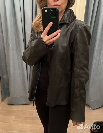 Кожаная куртка Emporio Armani