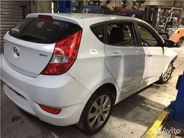 Разбор на запчасти Hyundai Accent (Solaris)