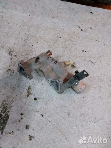 Корпус термостата toyota camry 40