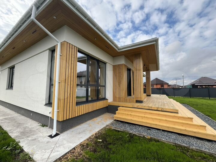 Дом 140 м² на участке 8,5 сот.