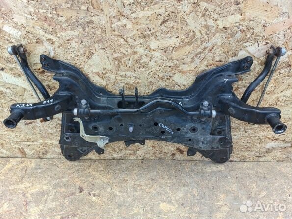 Подрамник передний Toyota Corolla E210