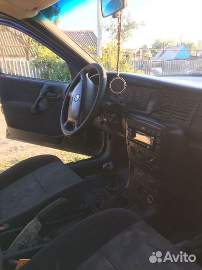 Opel Vectra 1.6 МТ, 1997, 336 000 км