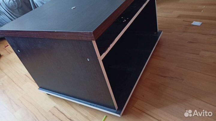 Тумбочка под телевизор