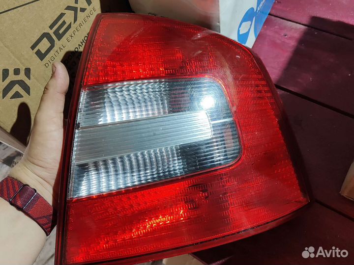 Фара правая задняя octavia a5 fl