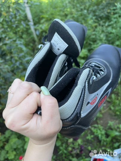 Лыжные ботинки