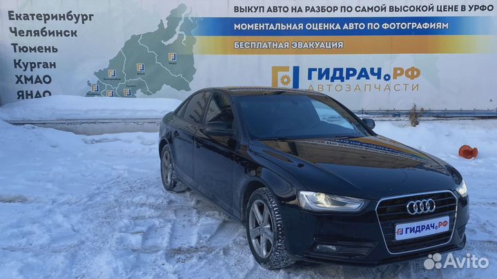 Ремень безопасности с пиропатроном левый Audi A4