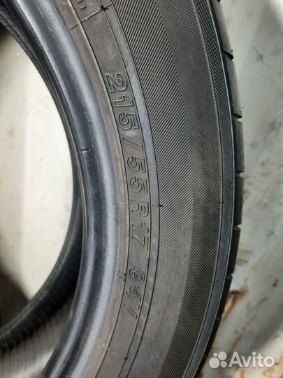 Yokohama dB Decibel E70N 215/55 R17