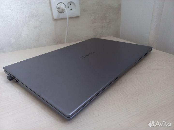 Ноутбук huawei matebook d 14
