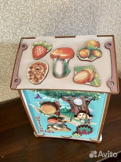 Бизиборд домик со светом большой