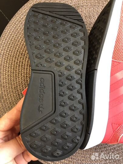 Кроссовки adidas