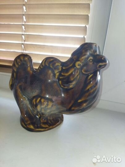 Статуэтка верблюд