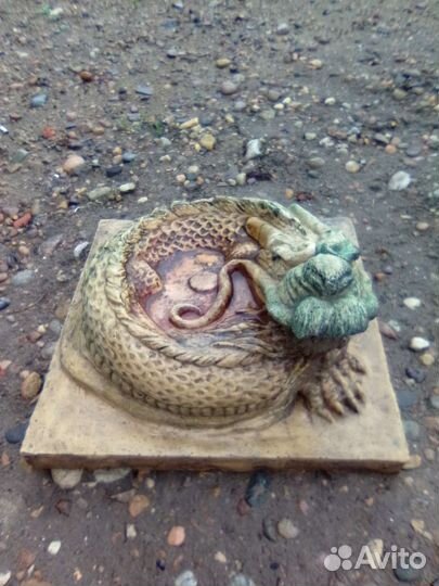 Продам статуэтку старинную каменная