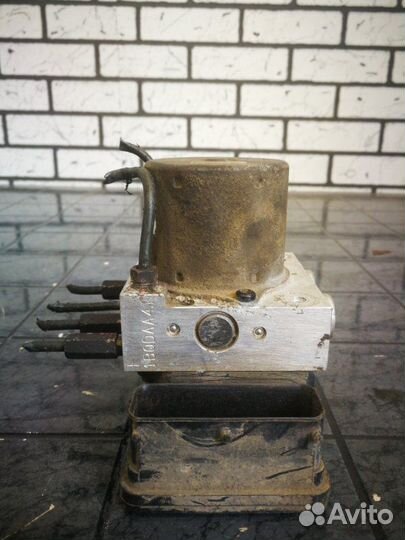 Блок абс (Насос) Ssangyong Actyon New D20DTF 2011