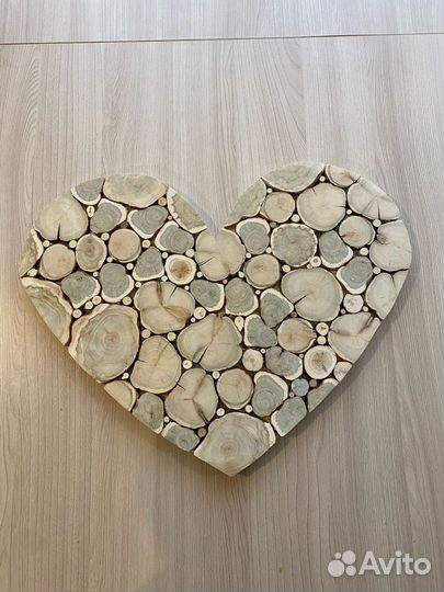 Панно из можжевельника