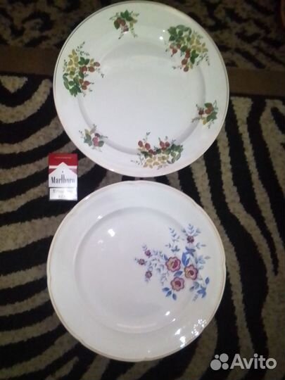 Наборы тарелок