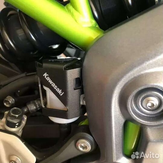 Защита бака тормозной жидкости Kawasaki