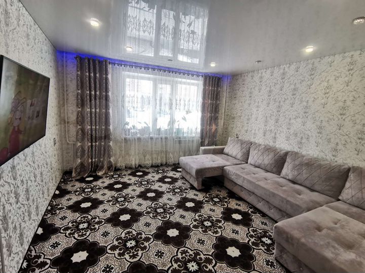 3-к. квартира, 66,4 м², 1/10 эт.