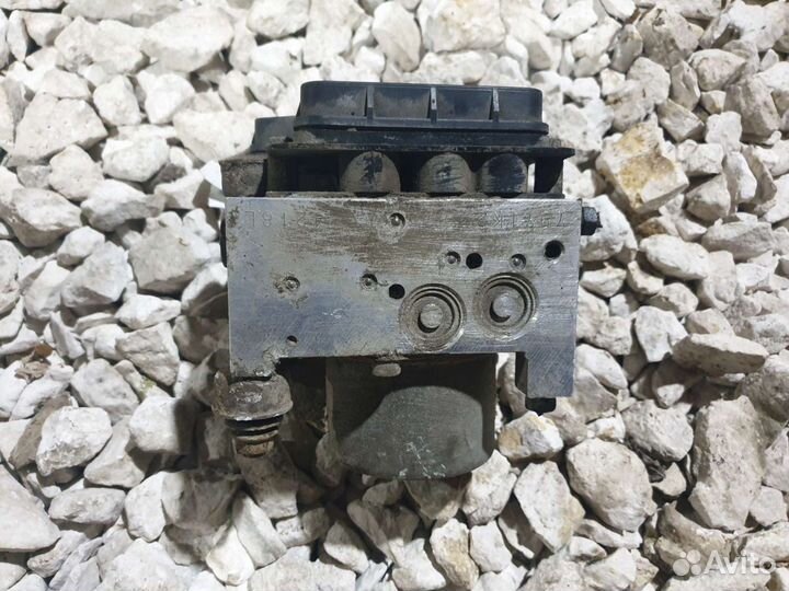 Блок ABS Мазда 6 Mazda GG