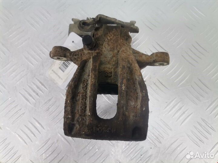 Суппорт задний левый для Ford Mondeo 3 1500121