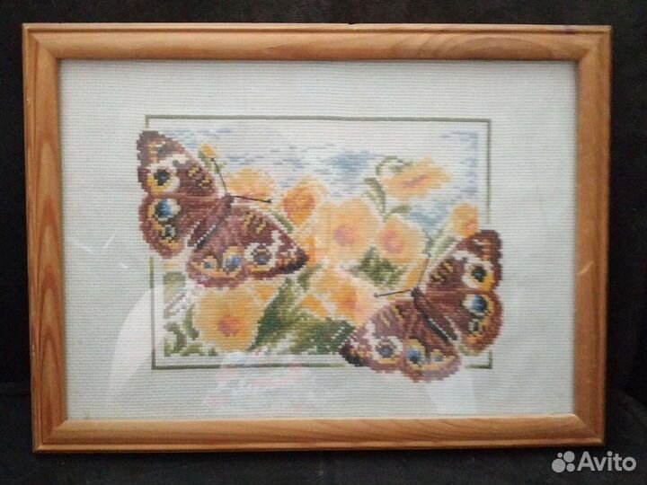 Вышивка крестом бабочки