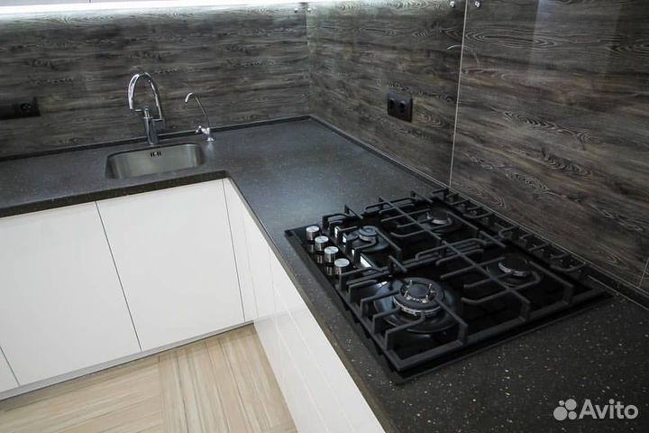 Кухонный гарнитур на заказ. Под ключ