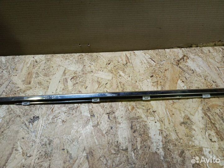 Бархотка стекла передней двери Лексус нх Z10