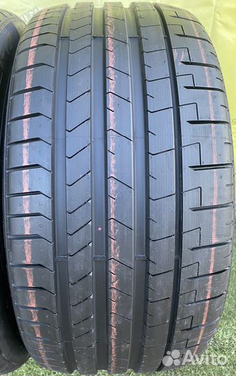 Pirelli P Zero PZ4 275/35 R20 102Y