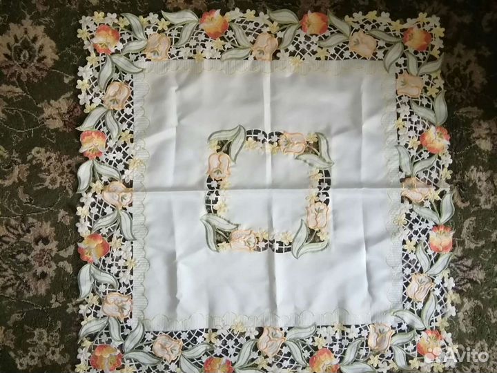 Скатерти из французского сундучка