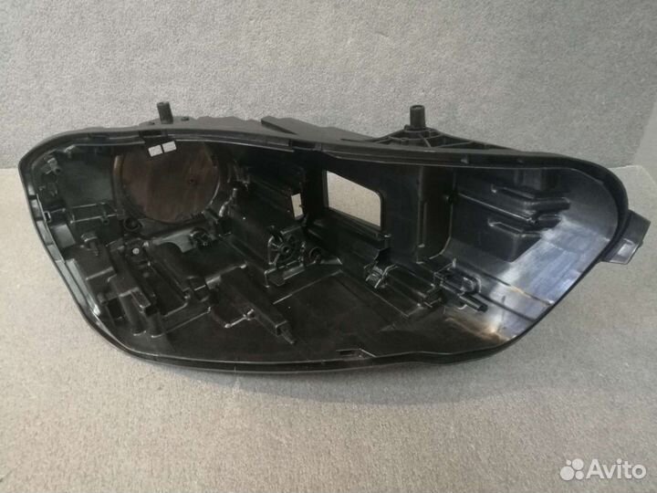 Корпус Фары Правый Mercedes-Benz CLA
