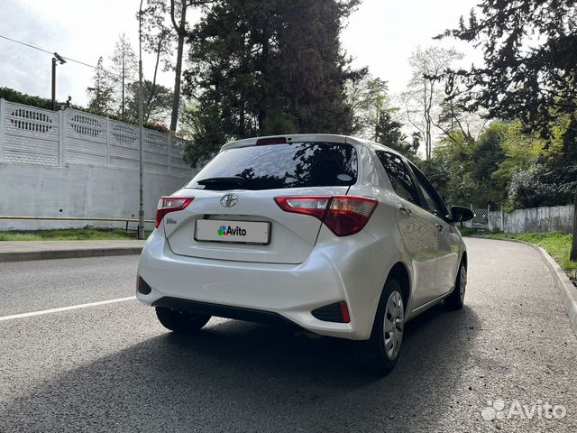 Toyota Vitz 1.0 CVT, 2018, 68 300 км