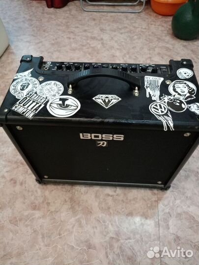 Sgr Solo II red + Комбоусилитель Boss katana 50