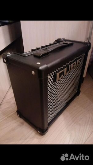 Гитарный комбоусилитель