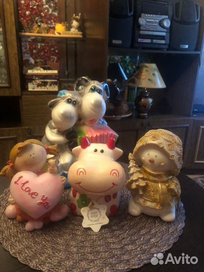 Фигурки статуэтки сувениры