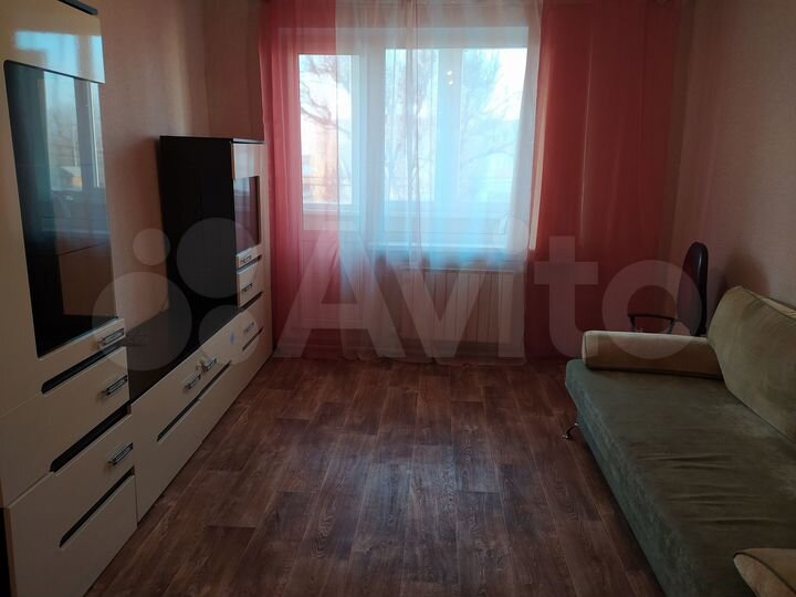 2-к. квартира, 52 м², 2/2 эт.