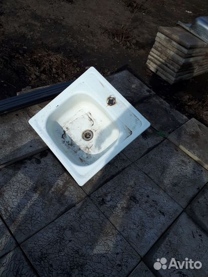 Раковина бу