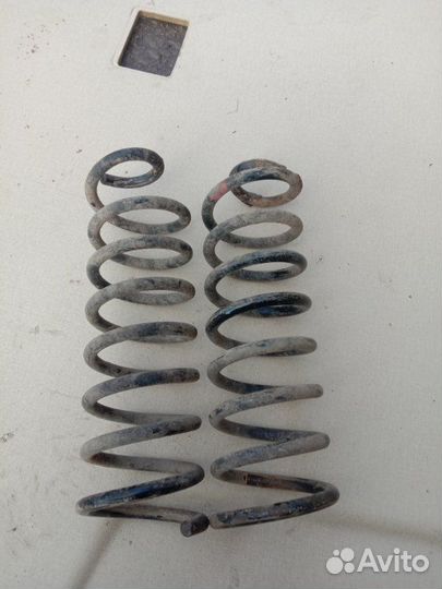 Пружина задняя Renault Sandero K7J710 2014
