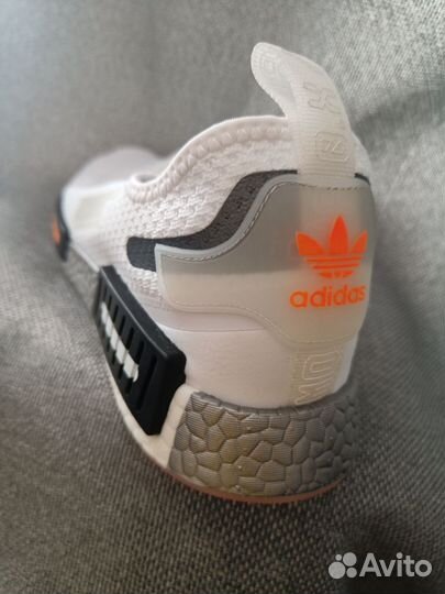 Кроссовки мужские 42 размер новые