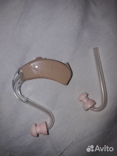 Слуховой аппарат новый 