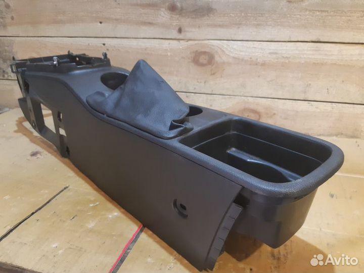 Консоль центральная (тоннель) Opel Astra J