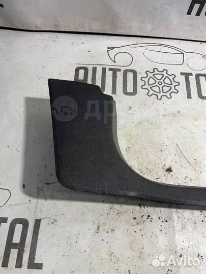 Накладка порога внутренняя правая Opel Corsa D