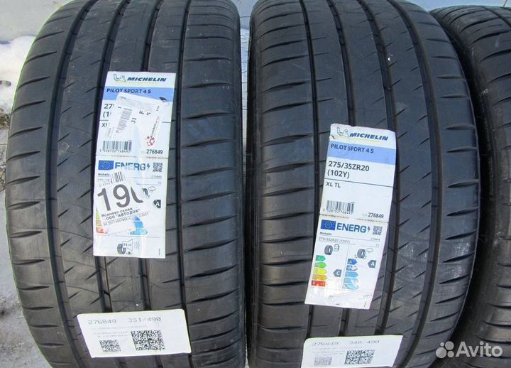 Michelin Pilot Sport 4 S 245/40 R20 и 275/35 R20 102Y