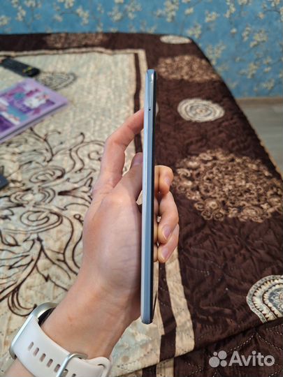 Samsung Galaxy A50, 4/64 ГБ