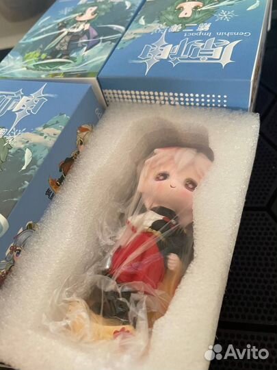 Аниме фигурка Геншин Импакт Кадзуха