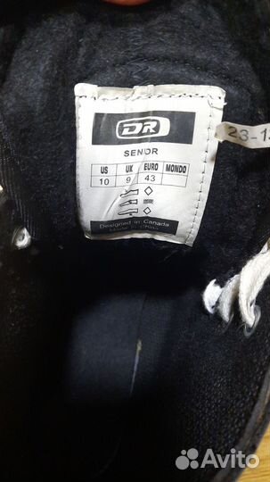 Коньки хоккейные