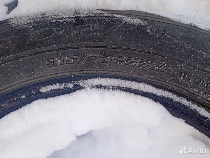 Продам резину р22. 5